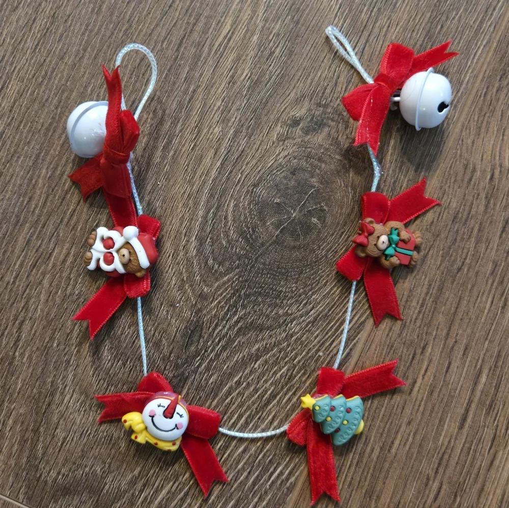 Festive Christmas Bow Mini Garland Teddy Bears Snowman Tree Bells Decor Rustic